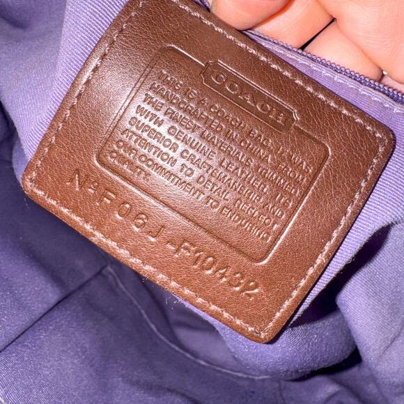 VTG Coach Holiday Patchwork Gallery Tote & Wallet Set - Brown/Multi No. F10432 - Picture 7 of 11